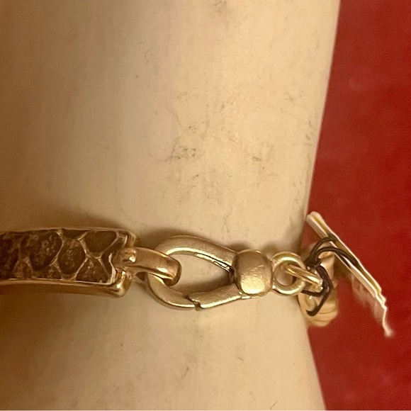 Sam Edelman NWWT Nickel & Gold Tone W/Genuine Leather ID Inspired Bracelet - Picture 14 of 15